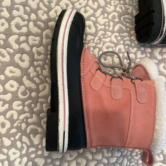 Kids Pink and Black Winter Boots - Picture 6 of 7